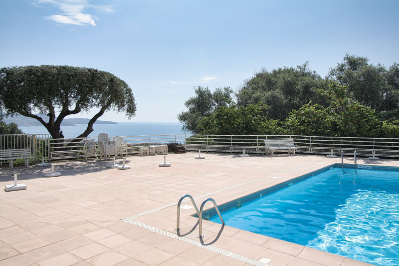 French property for sale in Nice, Alpes-Maritimes - €449,000 - photo 2