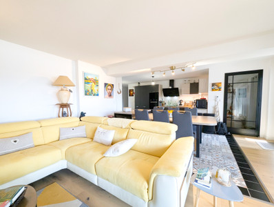 French property for sale in Réalmont, Tarn - €290,000 - photo 1