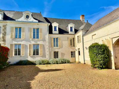 Chateau à vendre à Les Bois d'Anjou, Maine-et-Loire, Pays de la Loire, avec Leggett Immobilier