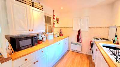 French property for sale in Massignac, Charente - €130,800 - photo 2