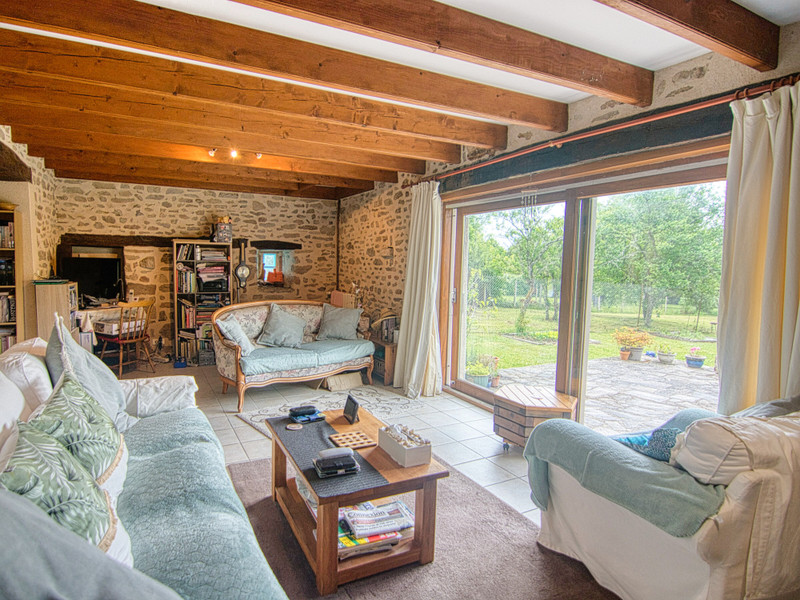 French property for sale in Cromac, Haute-Vienne - €153,500 - photo 2