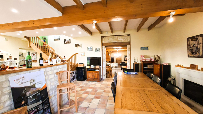 French property for sale in Mansle, Charente - €567,000 - photo 7