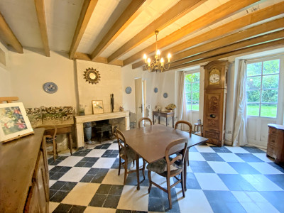 French property for sale in Saint-Palais-sur-Mer, Charente-Maritime - €630,000 - photo 4