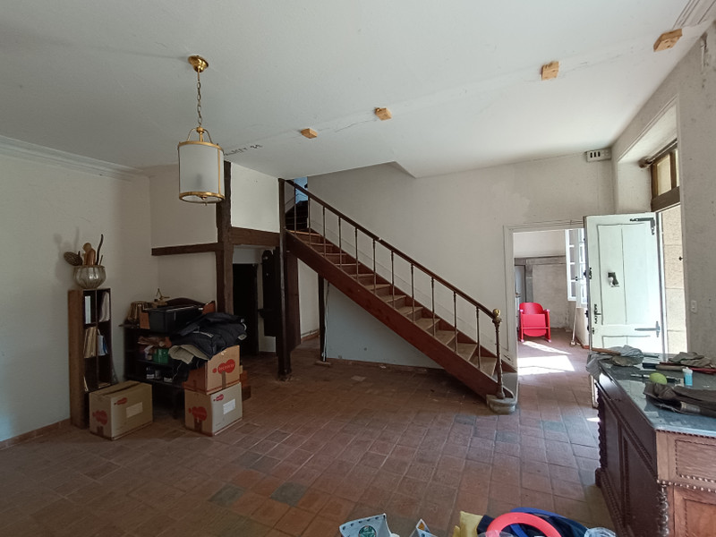 French property for sale in Auzances, Creuse - €119,900 - photo 8