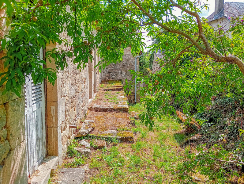 French property for sale in Gros-Chastang, Corrèze - €41,600 - photo 2