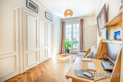 75008, Between 8e and 17e, Prestigious Family Home In Outstanding Location