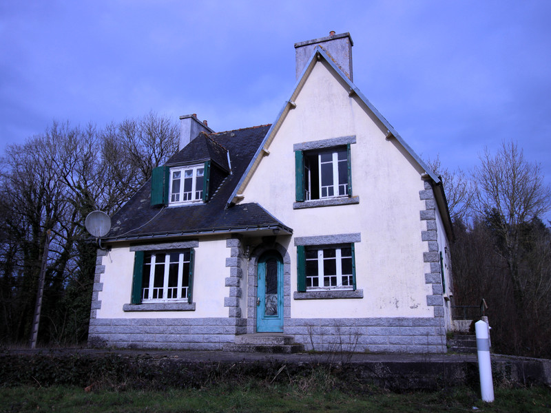 Maison à vendre à Landeleau, Finistère - 36.600 € - photo 1
