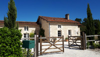 Propriété à vendre à Verteillac, Dordogne - 325 000 € - photo n°1