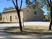 Maison à vendre à Saint-Christoly-de-Blaye, Gironde - 759.000 € - photo 2