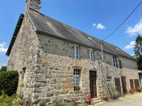 property to renovate for sale in Saint-Georges-de-RouelleyManche Normandy