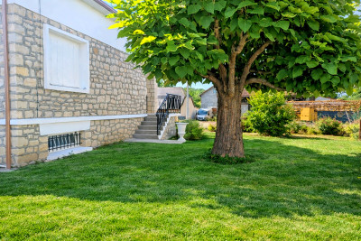 French property for sale in Mansac, Corrèze - €222,000 - photo 3
