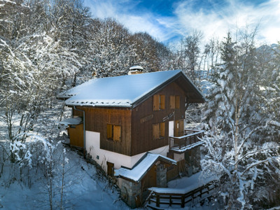 Ski property for sale in Les Menuires - €1,396,000 - photo 0