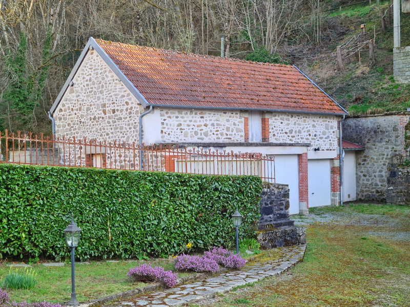 French property for sale in Aubusson, Creuse - &#8364;267,500 - photo 7