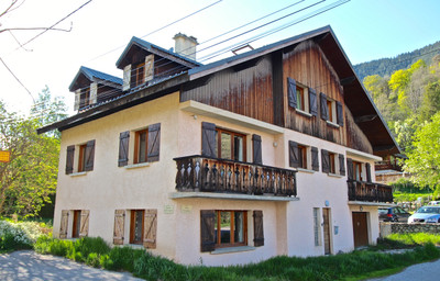 Chalet à vendre à Auris, Isère, Rhône-Alpes, avec Leggett Immobilier