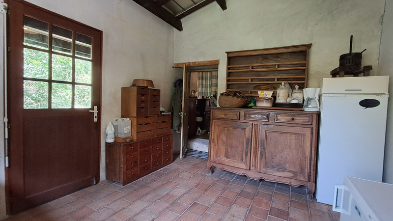 French property for sale in Gurat, Charente - €299,600 - photo 8