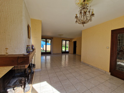 French property for sale in Vouzan, Charente - €128,000 - photo 5