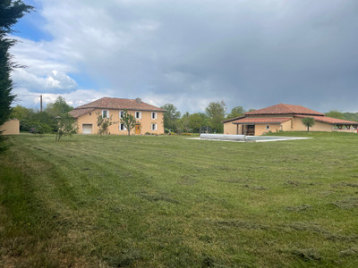 Maison à vendre à Panassac, Gers, Midi-Pyrénées, avec Leggett Immobilier