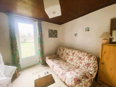 French property for sale in Saint-Désiré, Allier - €77,000 - photo 3