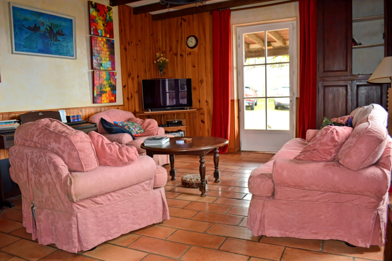 French property for sale in Condom, Gers - €220,000 - photo 5