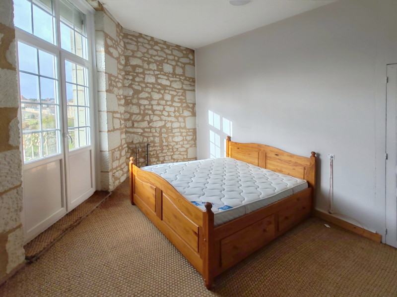 French property for sale in Scorbé-Clairvaux, Vienne - €199,000 - photo 5