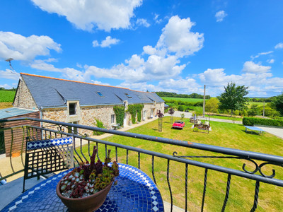 French property for sale in Baud, Morbihan - €617,000 - photo 1