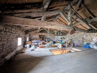 French property for sale in Saint-Coutant, Deux-Sèvres - €69,000 - photo 8