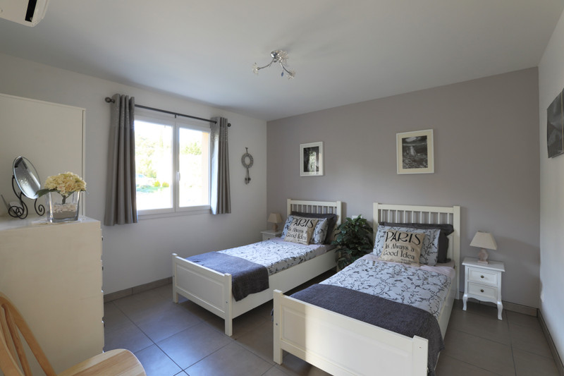 French property for sale in Cébazan, Hérault - €215,000 - photo 9