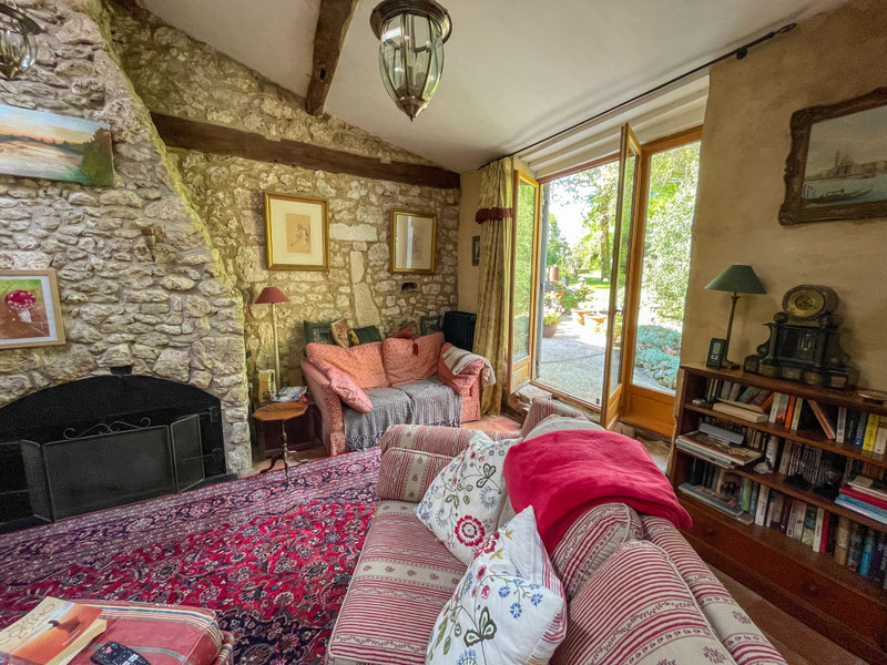 French property for sale in Loubès-Bernac, Lot-et-Garonne - €434,600 - photo 5