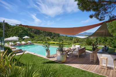 Rare opportunité d'acquérir une propriété très spéciale au cœur du Golfe de Saint Tropez.