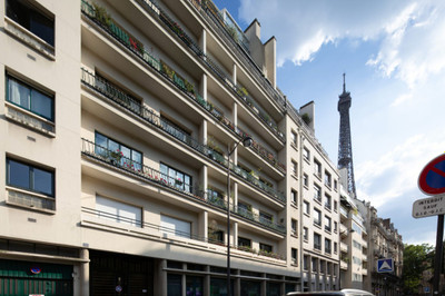 French property for sale in Paris, Paris - €939,600 - photo 2