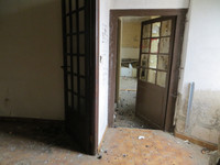 Maison à vendre à Confolens, Charente - 35.000 € - photo 7