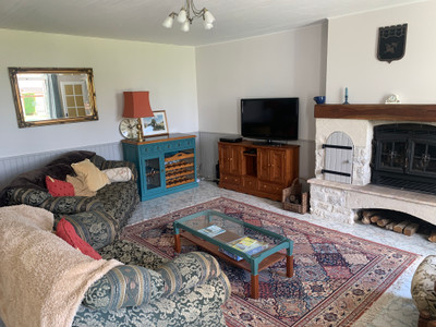French property for sale in Coivert, Charente-Maritime - €199,800 - photo 2