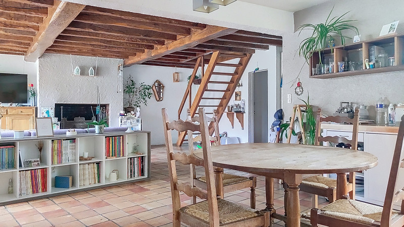 French property for sale in Saint-Sauveur-d'Aunis, Charente-Maritime - €435,000 - photo 3