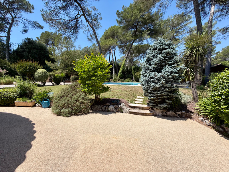 French property for sale in Mougins, Alpes-Maritimes - €880,000 - photo 14