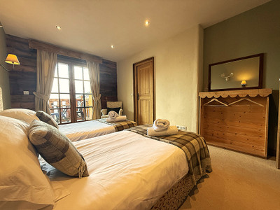 Ski property for sale in Sainte Foy - €1,400,000 - photo 5
