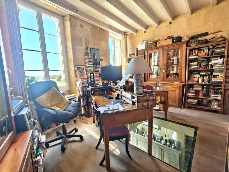 French property for sale in Langoiran, Gironde - €535,000 - photo 9