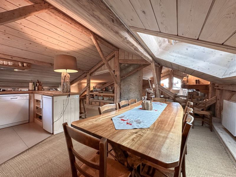 Ski property for sale in Courchevel Le Praz - €1,850,000 - photo 1