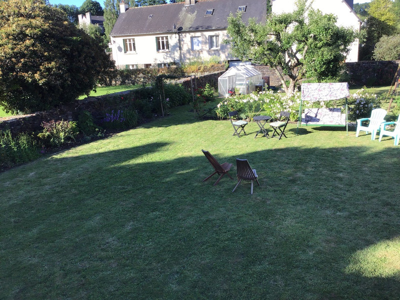 French property for sale in Gouarec, Côtes-d'Armor - €283,550 - photo 9