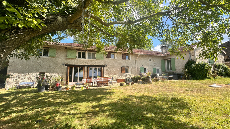 Propriété à vendre à Douchapt, Dordogne - 283 550 €