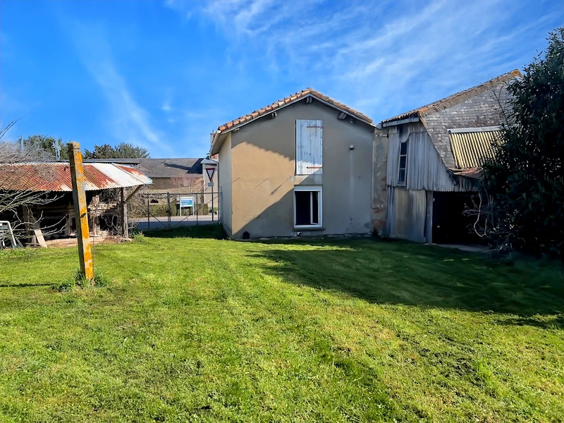 French property for sale in Moncontour, Vienne - €77,000 - photo 8
