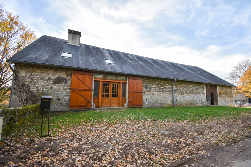 French property for sale in Viam, Corrèze - €318,000 - photo 1