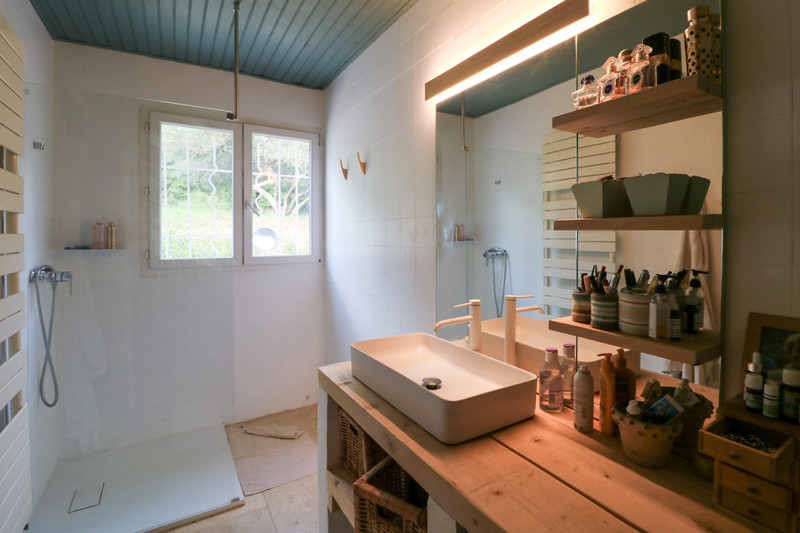 French property for sale in Connaux, Gard - €430,000 - photo 6