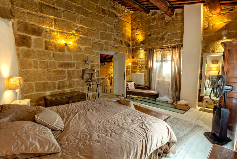 French property for sale in Uzès, Gard - €375,000 - photo 2