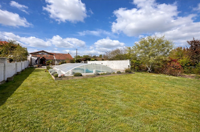 French property for sale in Manot, Charente - €204,660 - photo 1