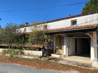 Maison à vendre à Ventouse, Charente - 104.500 € - photo 3