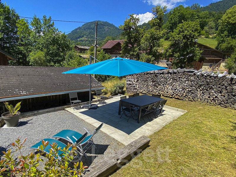 French property for sale in Samoëns, Haute-Savoie - €1,645,000 - photo 2