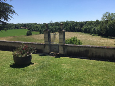 French property for sale in Sommières-du-Clain, Vienne - €349,800 - photo 9