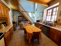 Maison à vendre à Beaulieu-sur-Sonnette, Charente - 183.600 € - photo 3