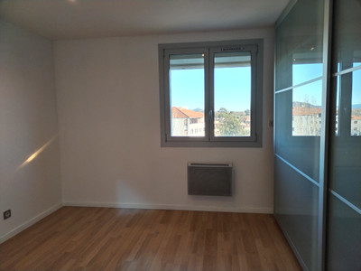 French property for sale in La Garde, Var - €235,000 - photo 5