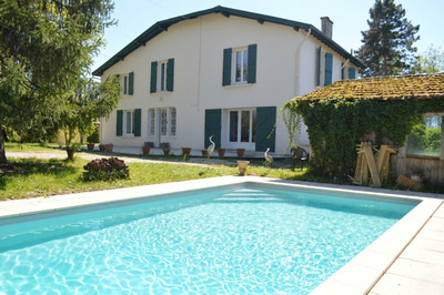 Maison à vendre à Nérac, Lot-et-Garonne, Aquitaine, avec Leggett Immobilier